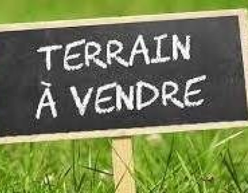 terrain  MERIGNAC