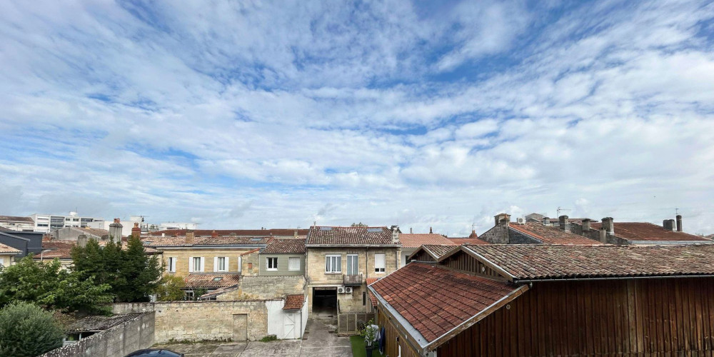 appartement à BORDEAUX (33800)