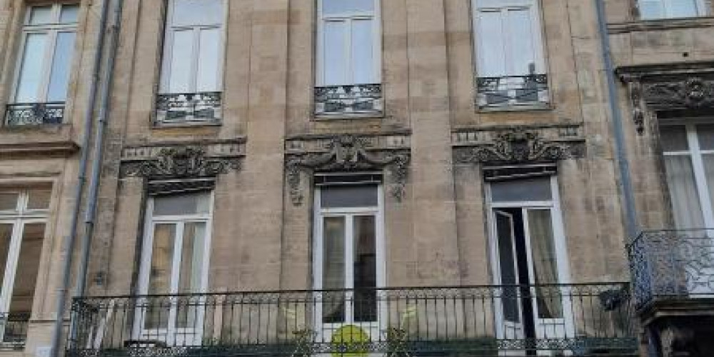 appartement à BORDEAUX (33000)