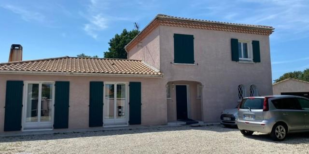 maison à ST JEAN D ILLAC (33127)