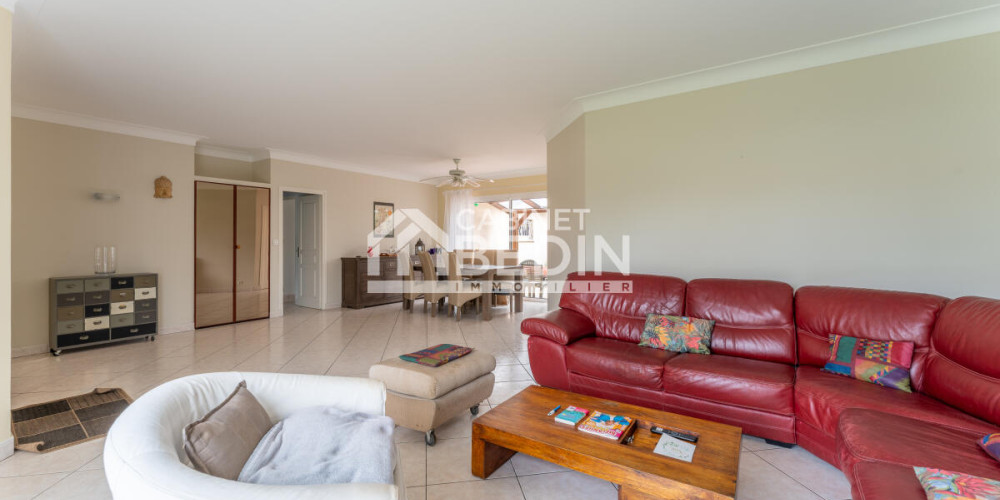 maison à LE TAILLAN MEDOC (33320)