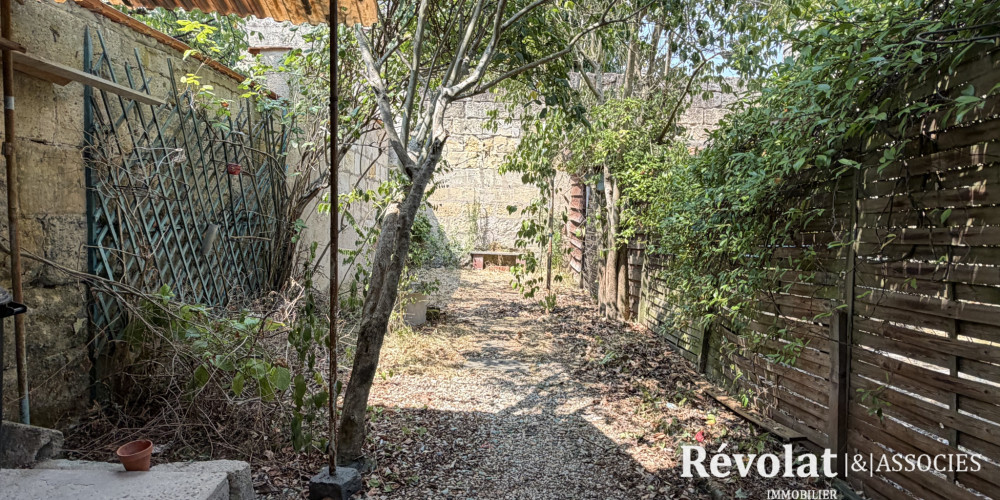 appartement à BORDEAUX (33800)