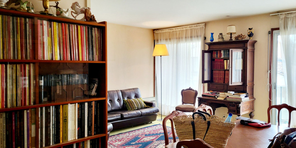 appartement à BORDEAUX (33200)
