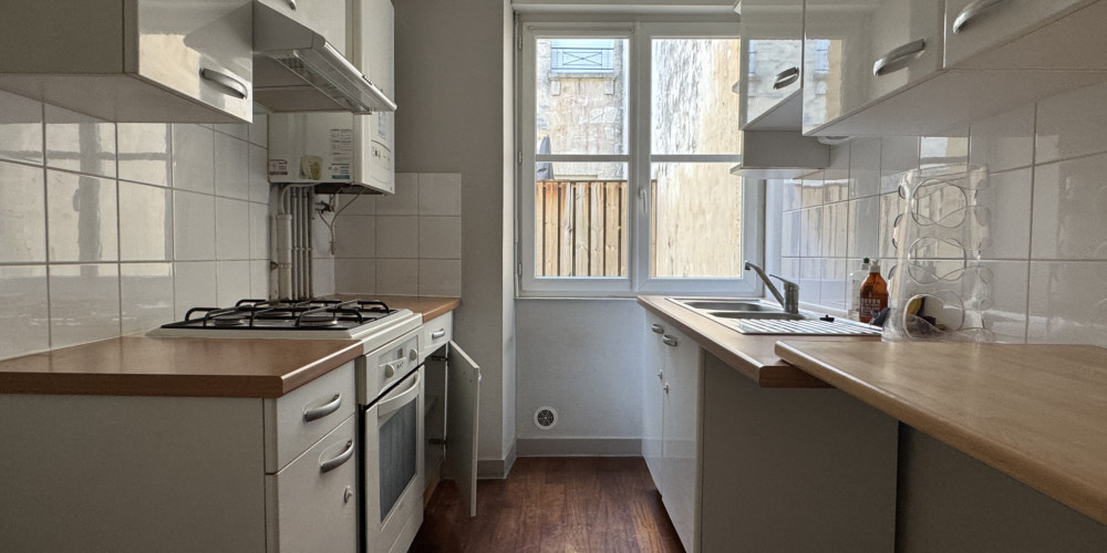 appartement à BORDEAUX (33000)