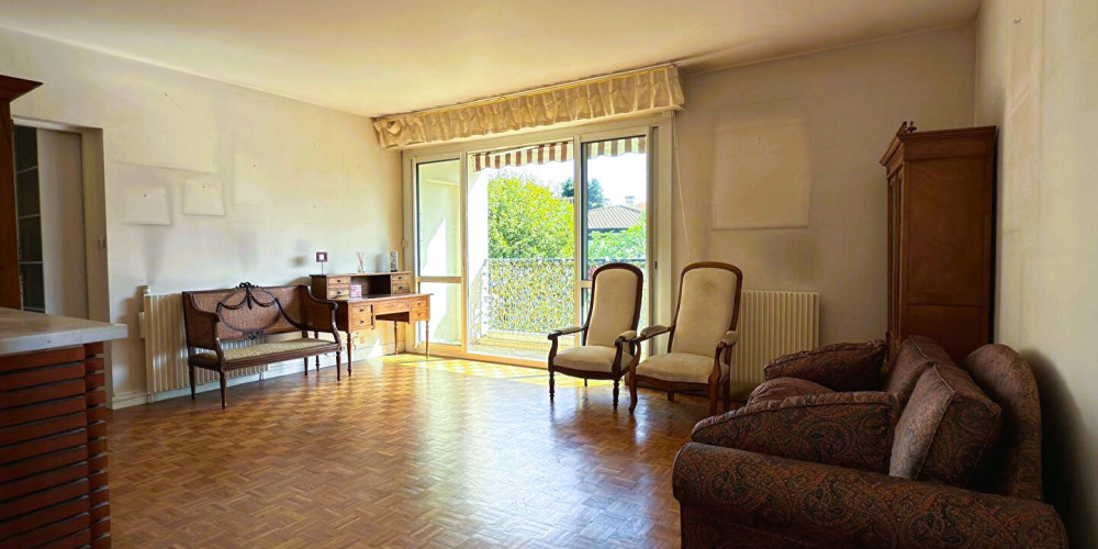 appartement à LE BOUSCAT (33110)