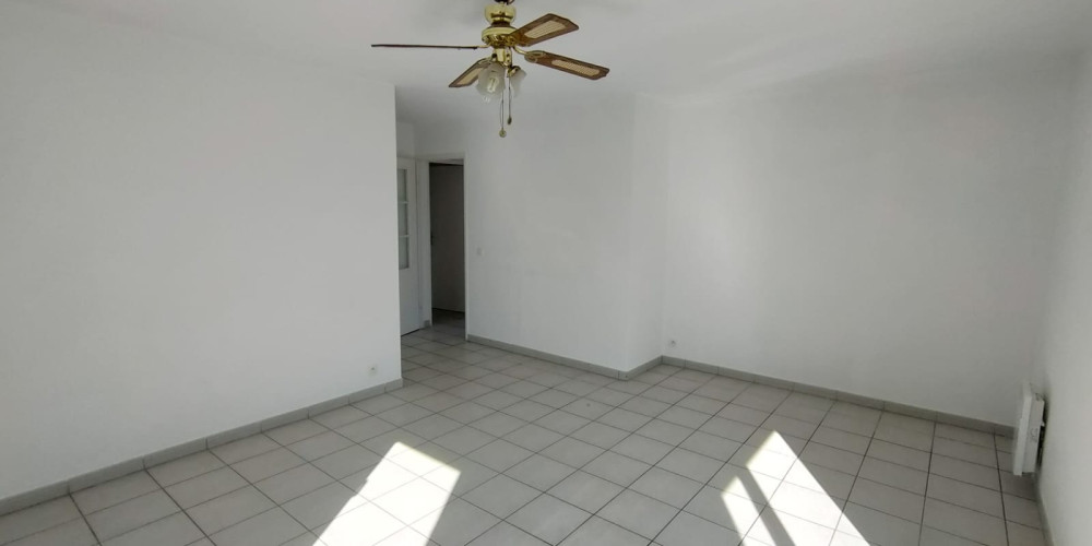 appartement à STE EULALIE (33560)