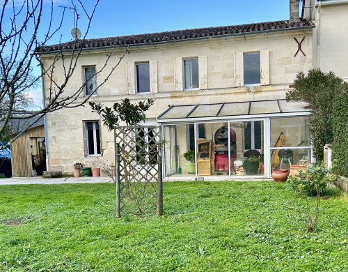 maison  PERISSAC