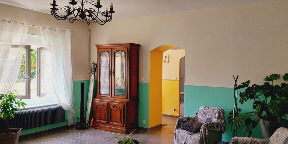 maison à BLASIMON (33540)