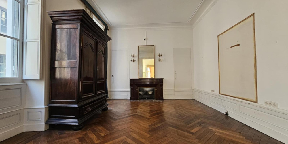 appartement à BORDEAUX (33000)