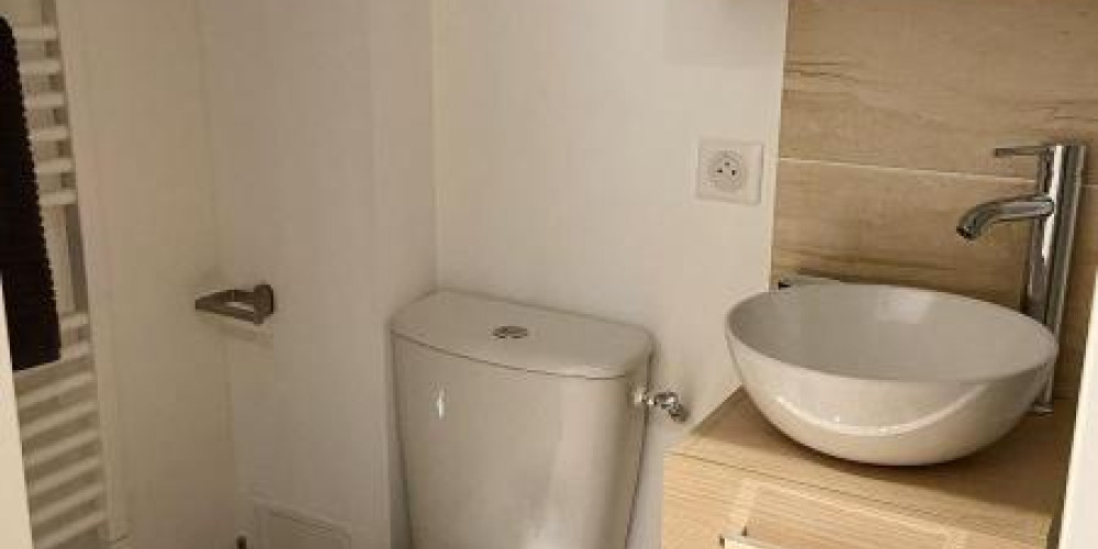 appartement à BORDEAUX (33000)