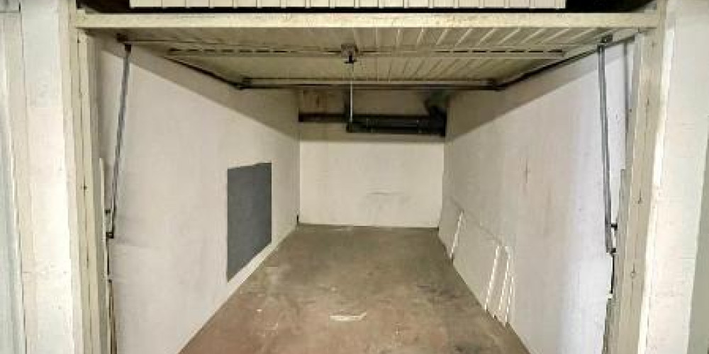 parking à BORDEAUX (33200)