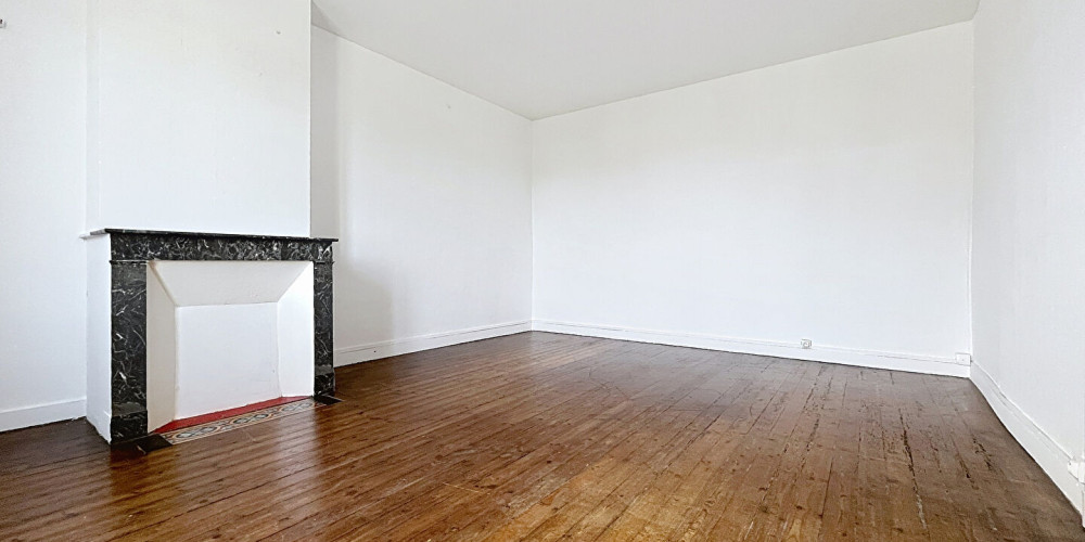 maison à ST GERVAIS (33240)