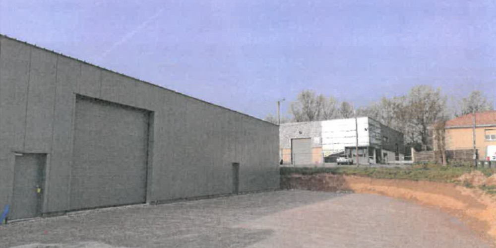 local industriel à MONTUSSAN (33450)