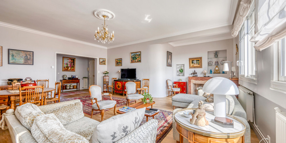appartement à BORDEAUX (33000)