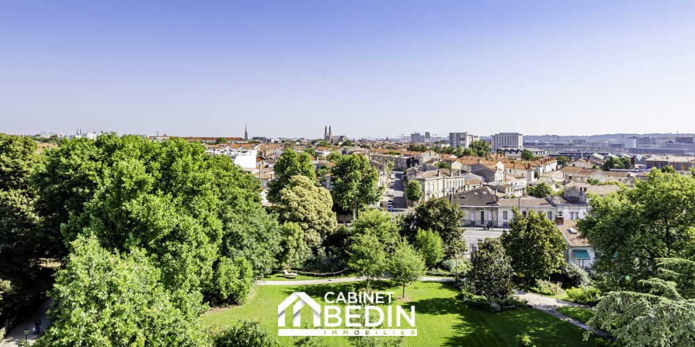 appartement à BORDEAUX (33800)
