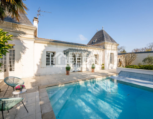 maison  PESSAC