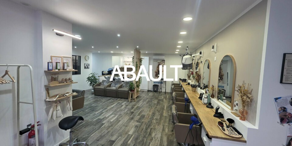 local commercial à BORDEAUX (33000)