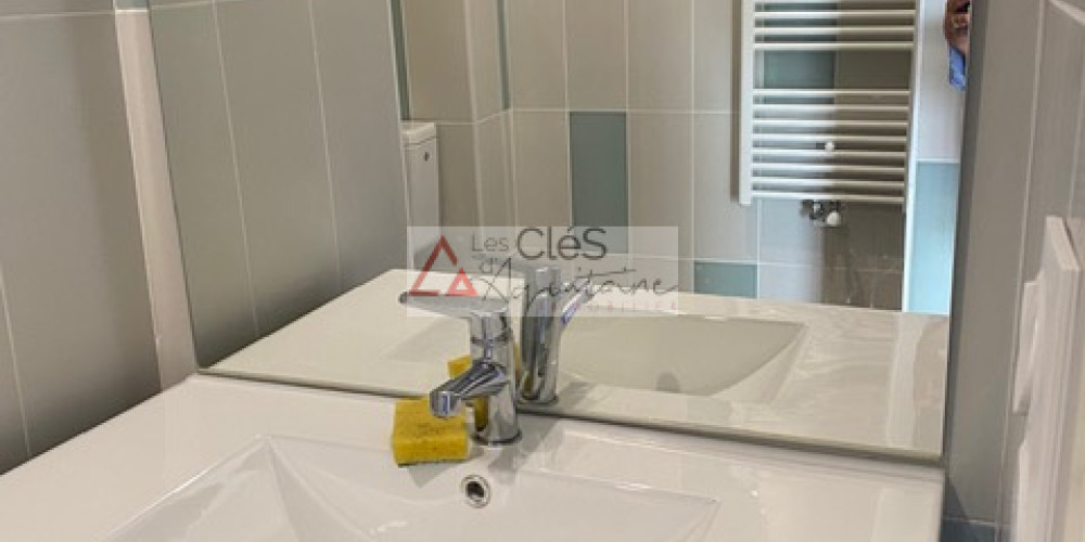 appartement à BRUGES (33520)