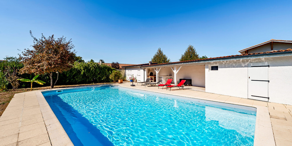 maison à PAREMPUYRE (33290)