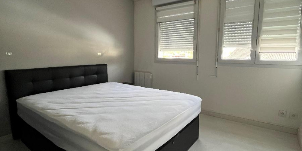 appartement à IZON (33450)