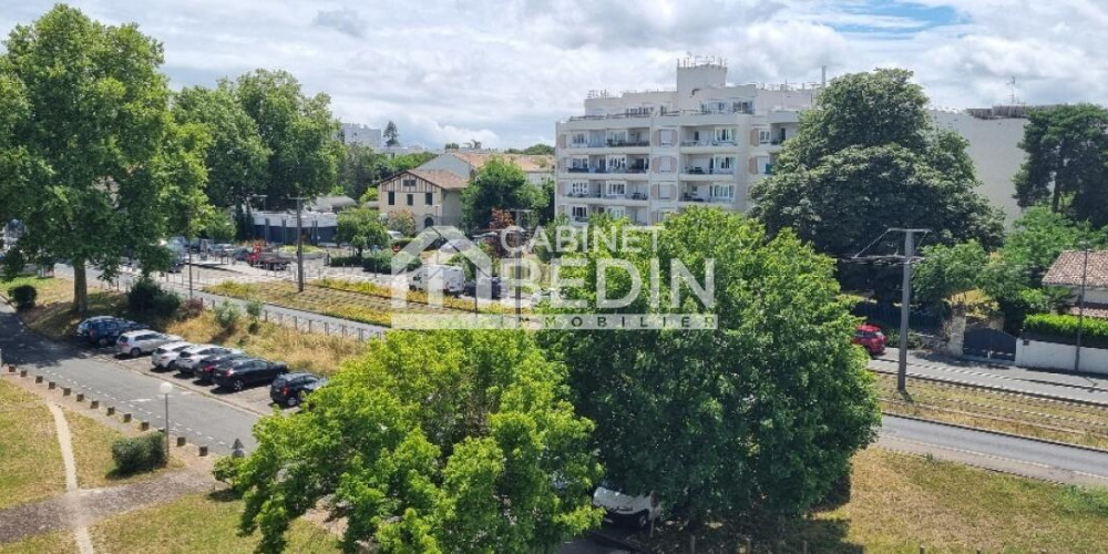 appartement à LE BOUSCAT (33110)