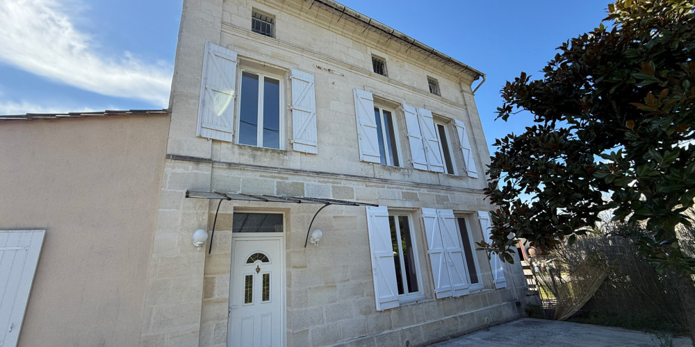 maison à ST MICHEL DE FRONSAC (33126)