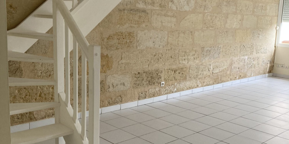 appartement à COUTRAS (33230)