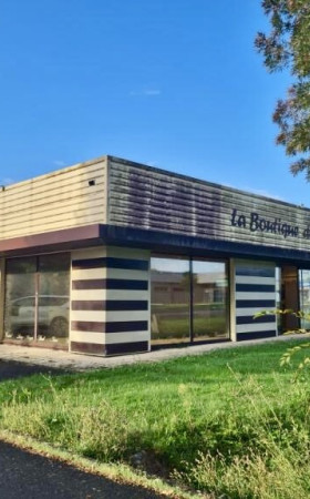 Local commercial  ST SEURIN SUR L ISLE