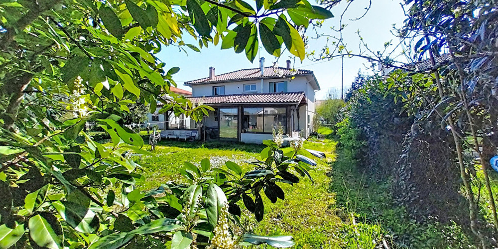maison à PODENSAC (33720)