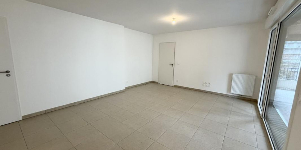 appartement à BORDEAUX (33800)