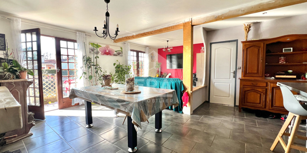 maison à ST MAGNE (33125)