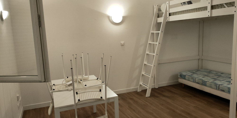 appartement à BORDEAUX (33800)