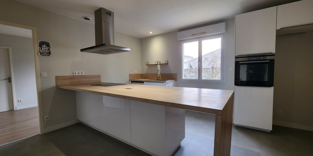 maison à ST ANDRE DE CUBZAC (33240)