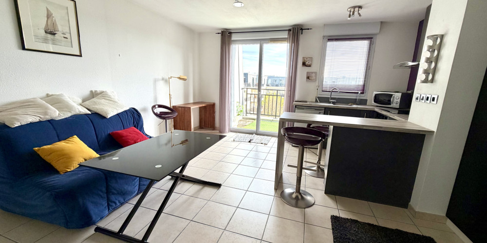 appartement à BORDEAUX (33300)