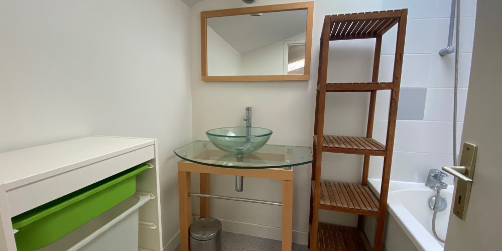 appartement à BORDEAUX (33000)