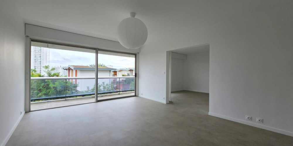 appartement à BORDEAUX (33300)