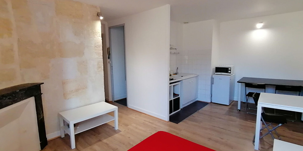 appartement à BORDEAUX (33800)