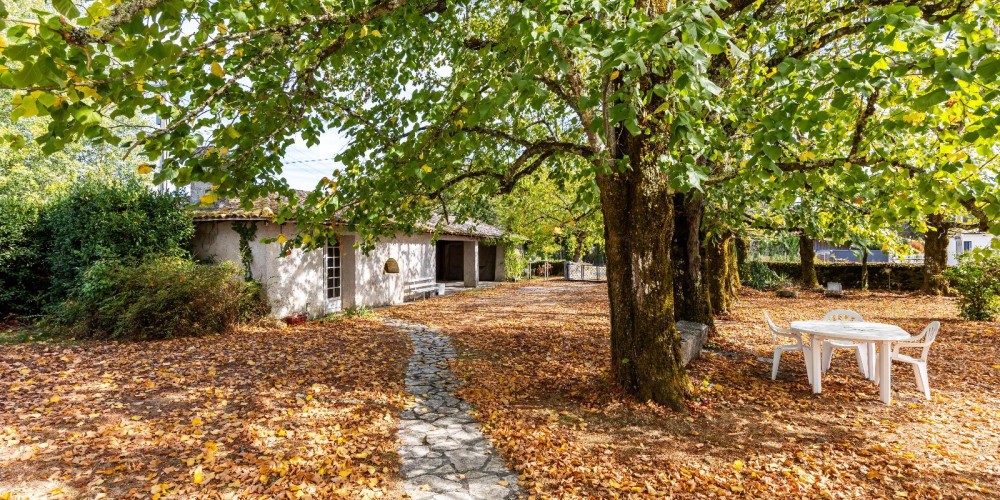 maison à LA BREDE (33650)