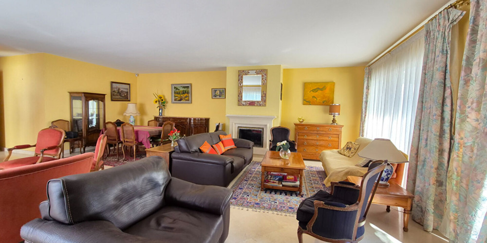 appartement à LE BOUSCAT (33110)
