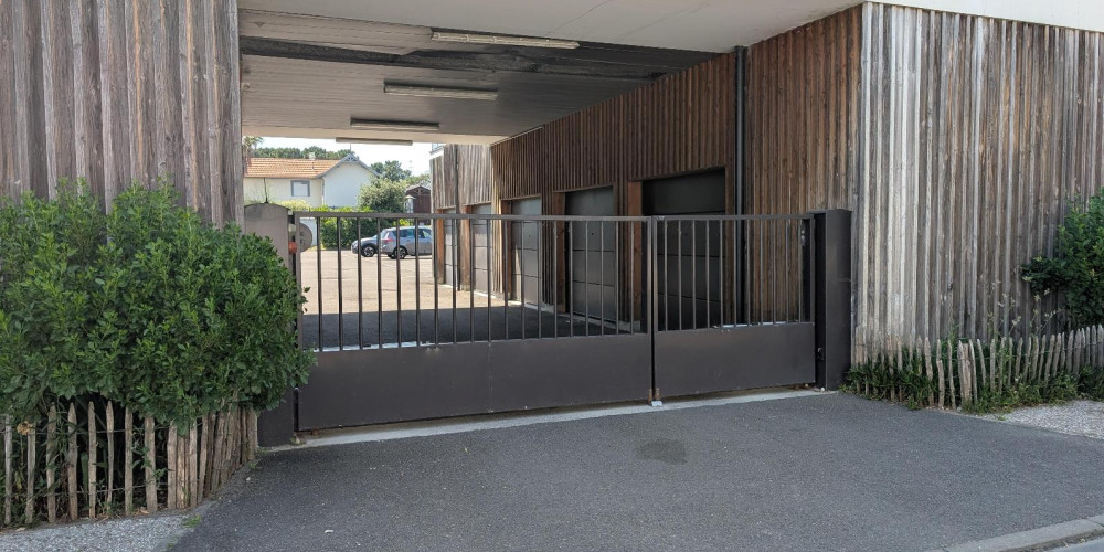 parking à LA TESTE DE BUCH (33260)