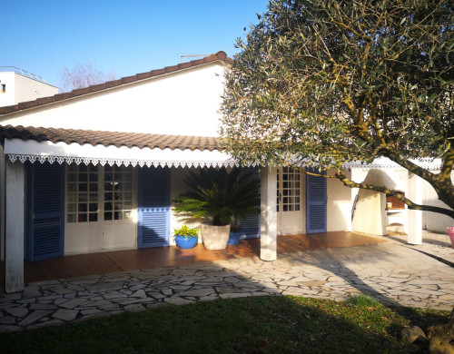 maison  BEGLES