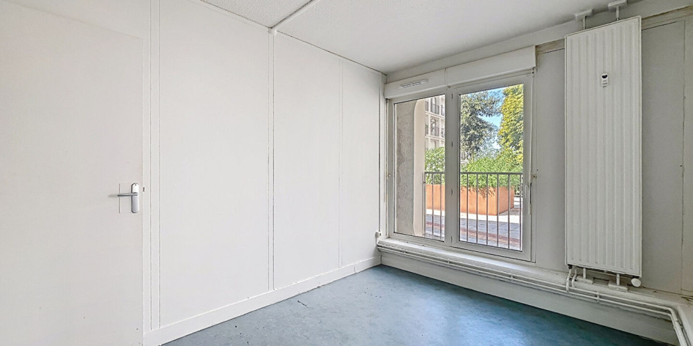 appartement à BORDEAUX (33300)