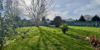 maison à ST SEURIN SUR L ISLE (33660)