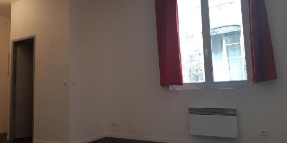 appartement à BORDEAUX (33800)