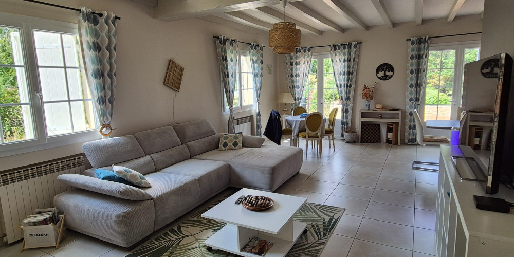 maison à SAUVETERRE DE GUYENNE (33540)