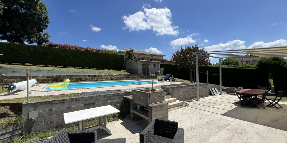 maison à ST DENIS DE PILE (33910)