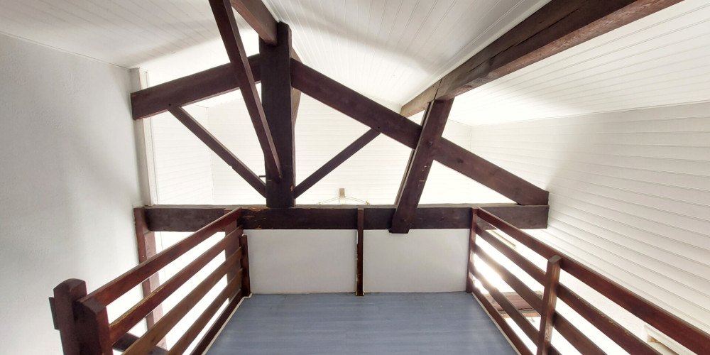 appartement à BORDEAUX (33000)