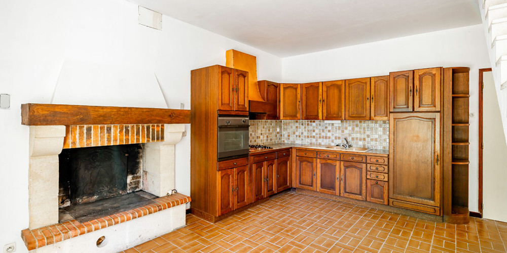 maison à CAVIGNAC (33620)