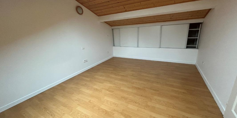 appartement à PORTETS (33640)