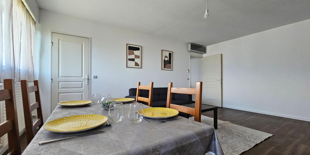 appartement à BORDEAUX (33300)